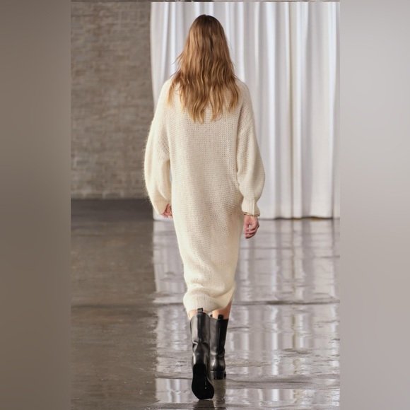 ZARA ALPACA BLEND KNIT DRESS STUNNING SIZE S. - Picture 2 of 9